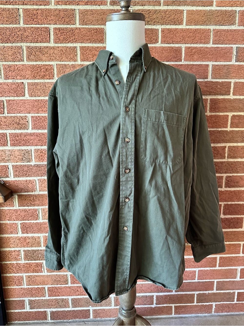 Arrow Mens Solid Olive Green 100% Cotton Button-Down Shirt Long Sleeve L